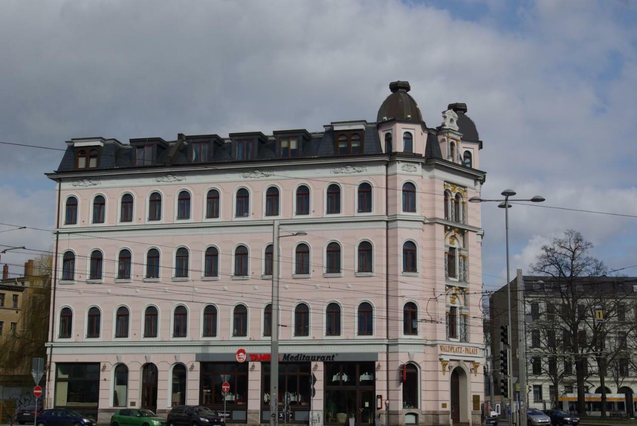 Apartments In Der Jahnallee 20 Waldplatzpalais Leipzig Exteriör bild